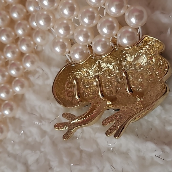 One of a kind beautiful frog belt with emerald colored stones - Picture 3 of 4